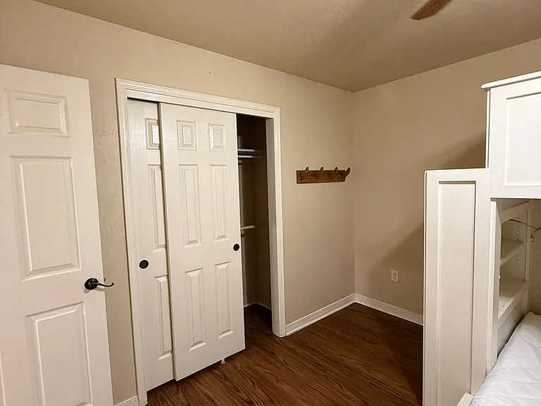 2043 Villa Napoli Loop E — Photo 14