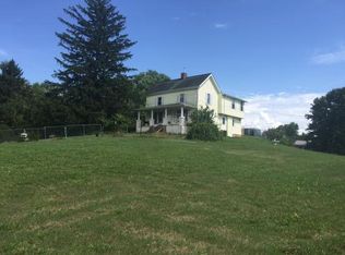 2835 Indian Ridge Rd, Johnson City, TN 37604