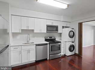 3713 George Mason Dr APT 909W, Falls Church, VA 22041