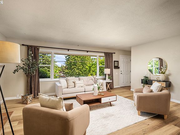 3rd image of 2800 Rainier Pl