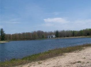 6609 Donegal Ct, Stanwood, MI