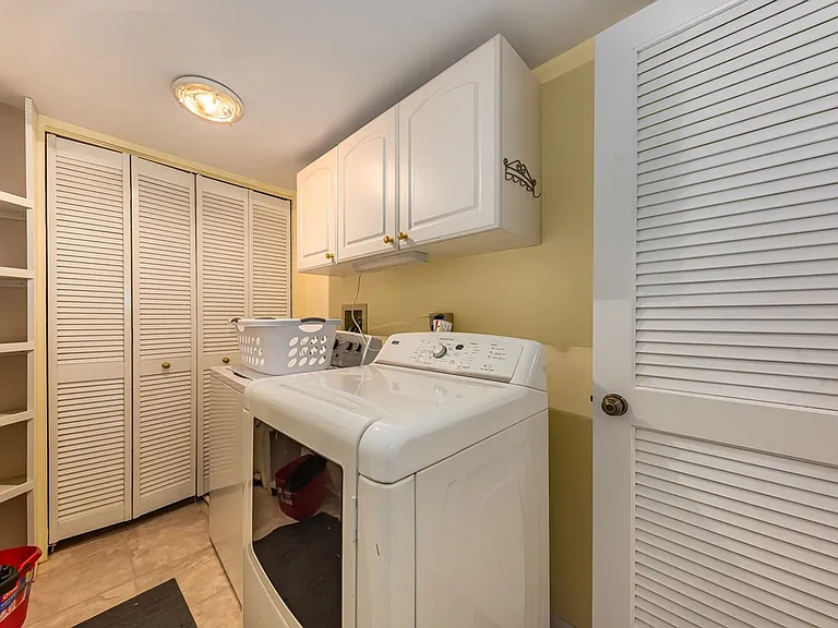 Laundry Room Cabinet