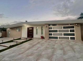 4 Mar Mediterraneo, Carolina, PR 00979