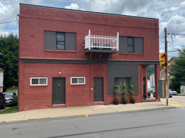 1447 State Ave #3, Coraopolis, PA 15108