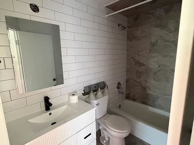 9045 S Chicago Ct — Photo 9