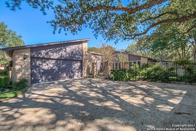 1st image of 3758 Hunters Circle St