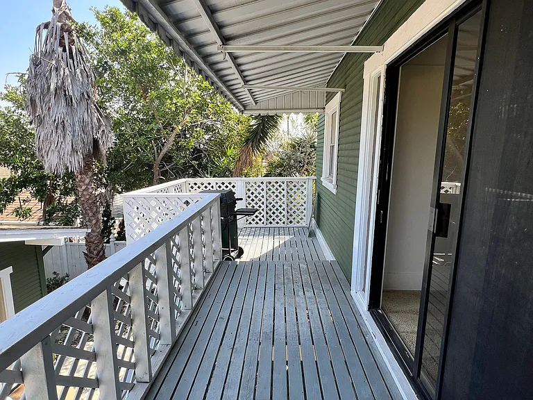 425-429 S Cabrillo Ave #427 — Photo 13