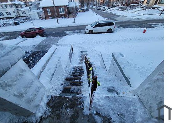 3rd image of 130 Hickory St APT 1