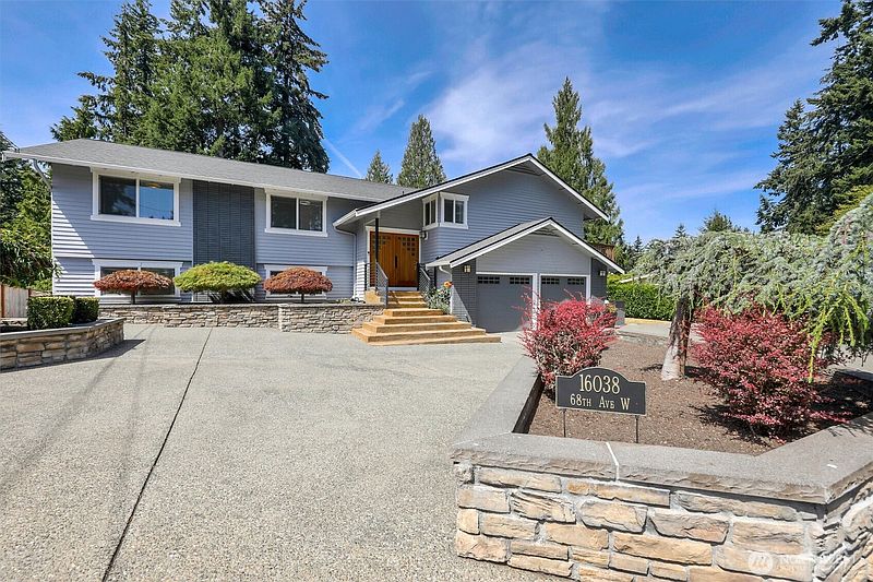 3rd image of 16038 68th Avenue W