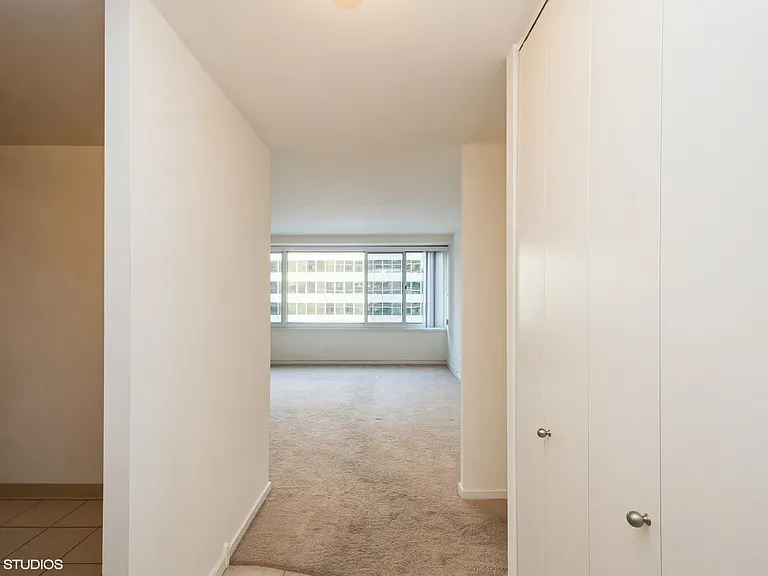211 E Ohio St #1504 — Photo 2