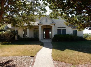 101 Dustin Cir, Hudson Oaks, TX 76087