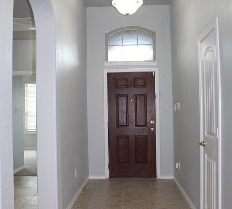 2nd image of 11520 Starlight Ranch Trl