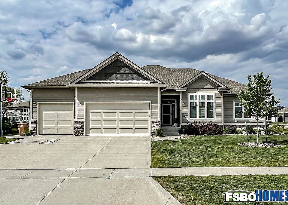 1st image of 1801 Meadow Lark Dr