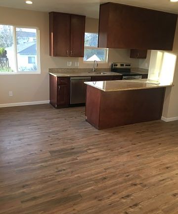 4th image of 312 W Payran St #312