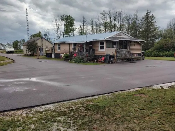 15682 Us Highway 2, Cooks, MI 49817