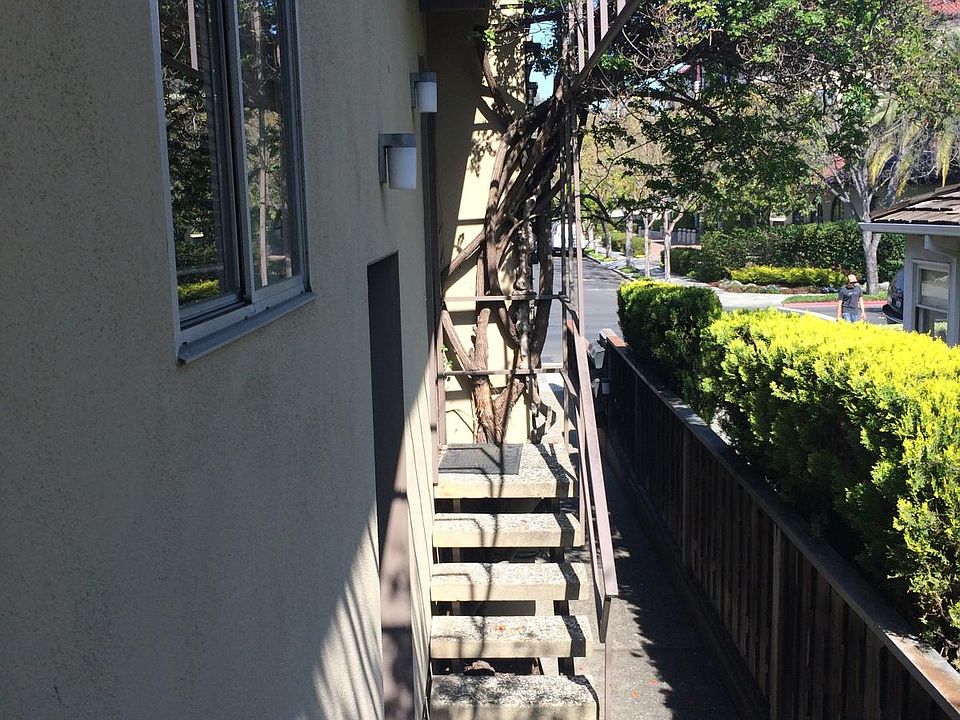 Private Entrance. No other apartment units above or below.