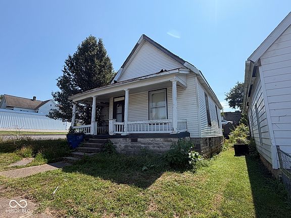 4th image of 702 15th St