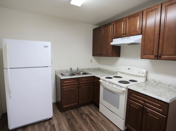 9817 N Stephens St #B