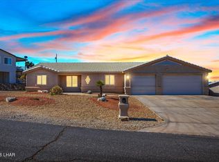 827 Canyon Dr, Lake Havasu City, AZ 86404