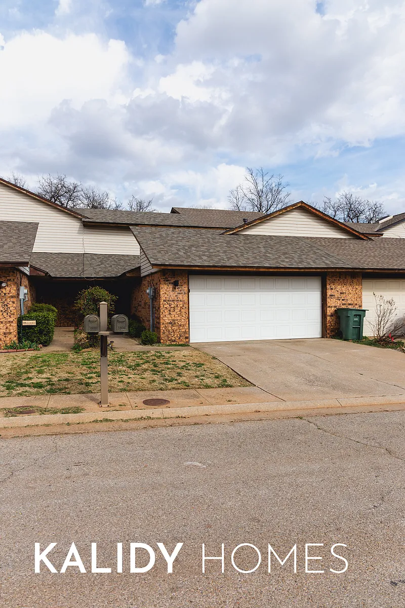 Building Photo - 3804 Summer Cloud Dr