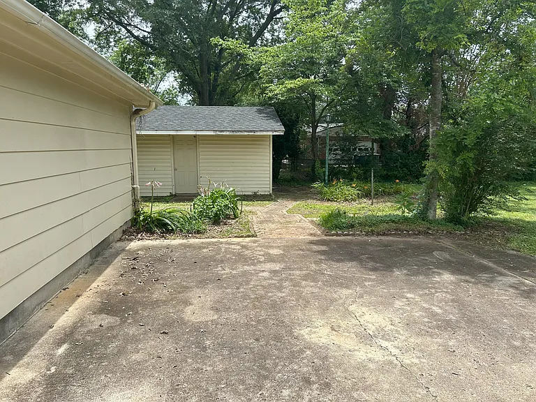 2109 Villaret Dr SW — Photo 12