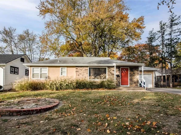 8004 Jarboe St, Kansas City, MO 64114