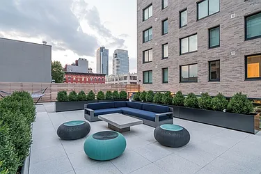 Rented by Lisa Management