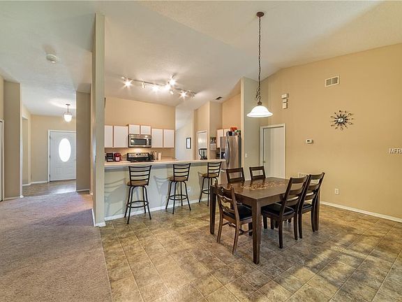 4th image of 156 Lake Catherine Cir