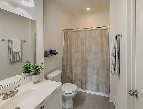 204 E Park Ave #203 — Photo 16