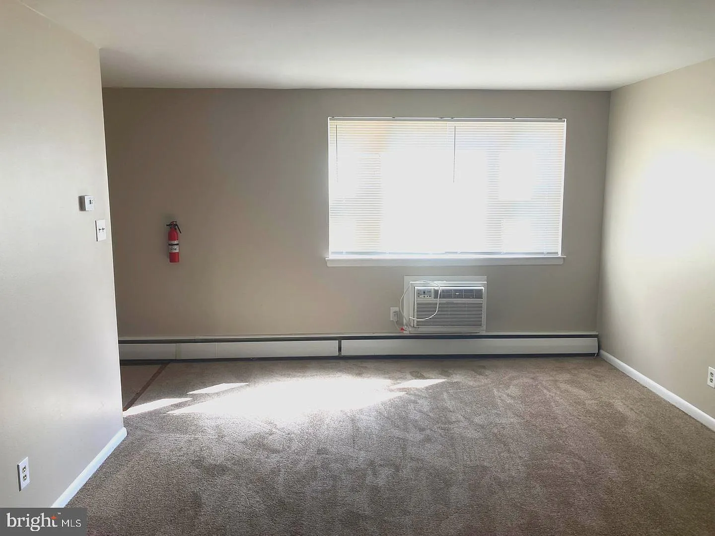 1 bed, 1.0 bath, 684 sqft, $1,325 — Photo 4