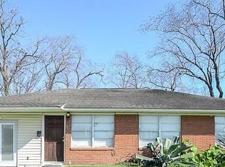 2203 Strawberry Rd, Pasadena, TX 77502