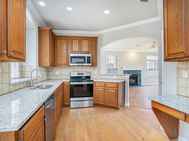 5201 Arrowhead Way — Photo 11