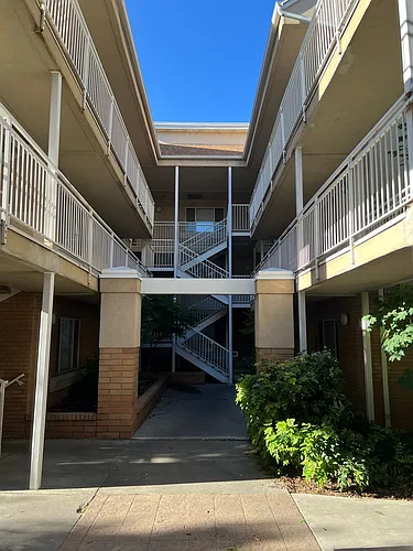 672 N 500 W #105 Photo 1