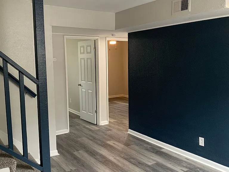 Walnut Ridge Apartments — Photo 4