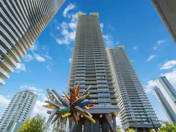 4730 Lougheed Hwy #3209, Burnaby, BC V5C 0M9
