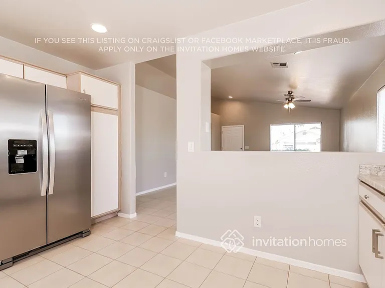 15901 W Elm St — Photo 7