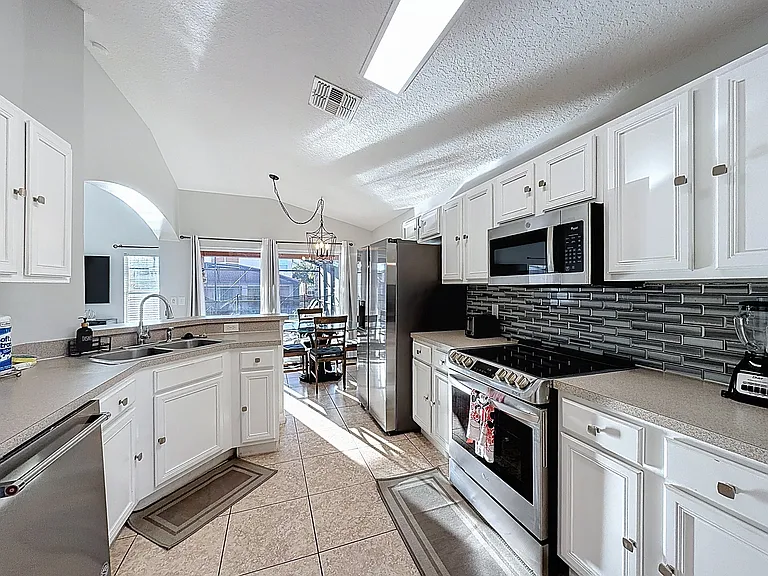 217 Sevilla Ave — Photo 3