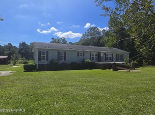 151 Graytown Rd, Jacksonville, NC 28540
