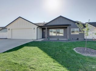 950 Campbell St, Vale, OR 97918