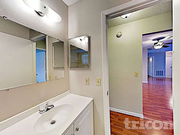 12207 Bluefield St — Photo 15
