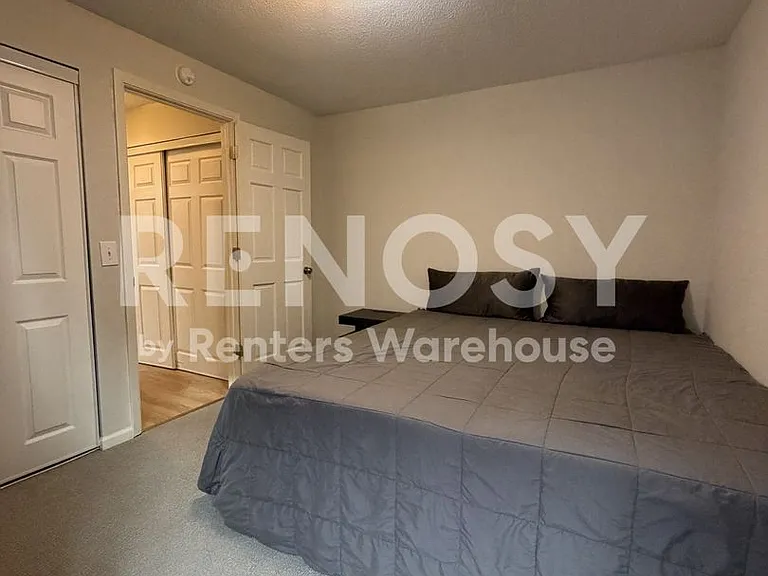 520 Ridgewood Ave #102 — Photo 9