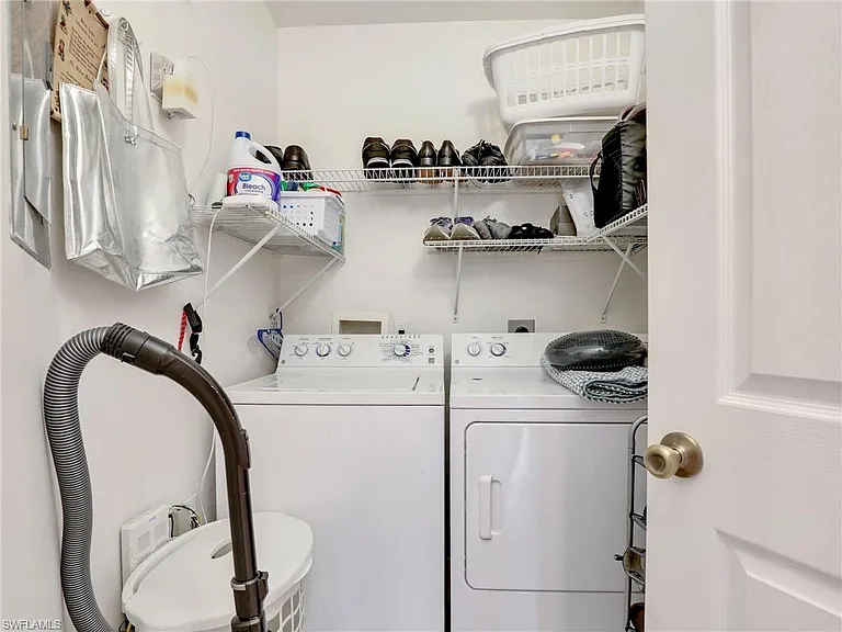 6900 Huntington Lakes Cir #202 — Photo 20