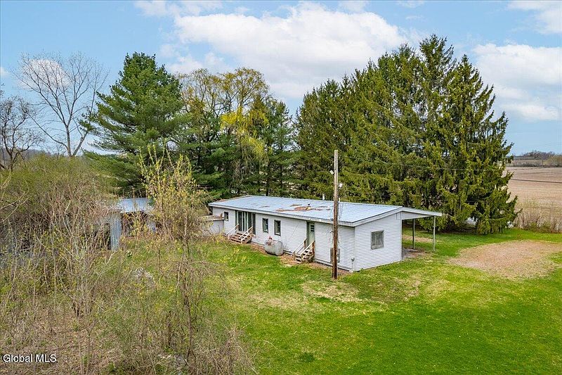 2nd image of 2268 Stone Arabia Road