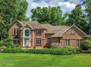 2576 Wyndrush Dr, Suamico, WI 54173