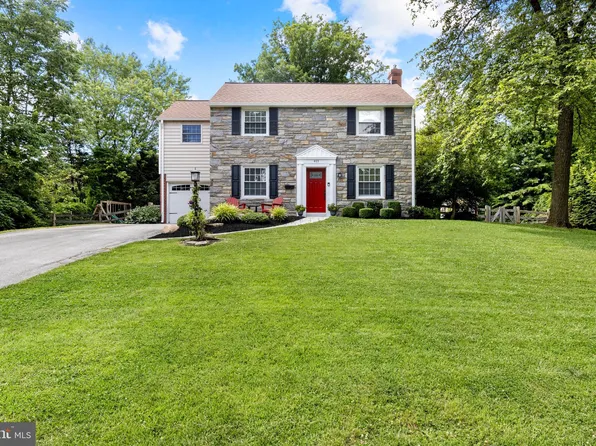 405 Palmers Ln, Wallingford, PA 19086