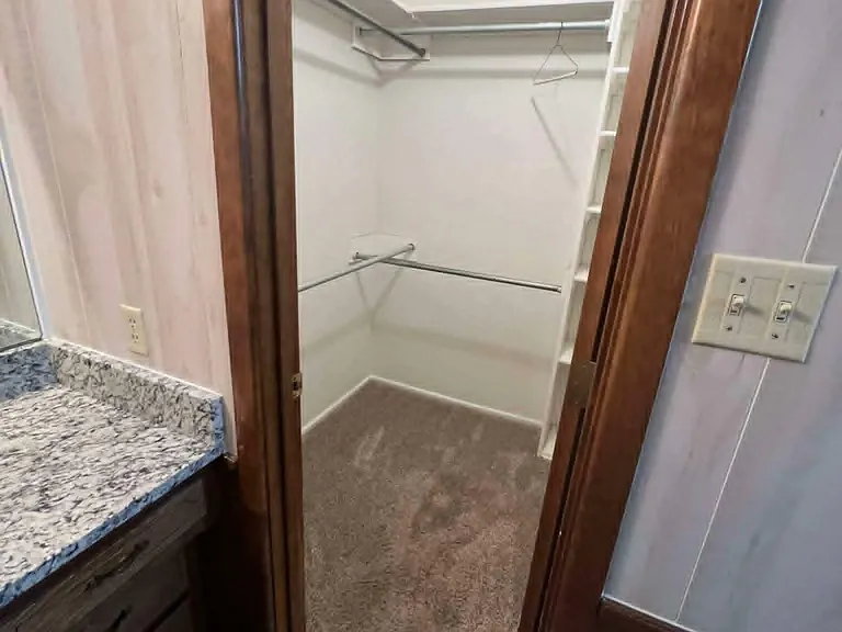 810 Mimosa Ave — Photo 4