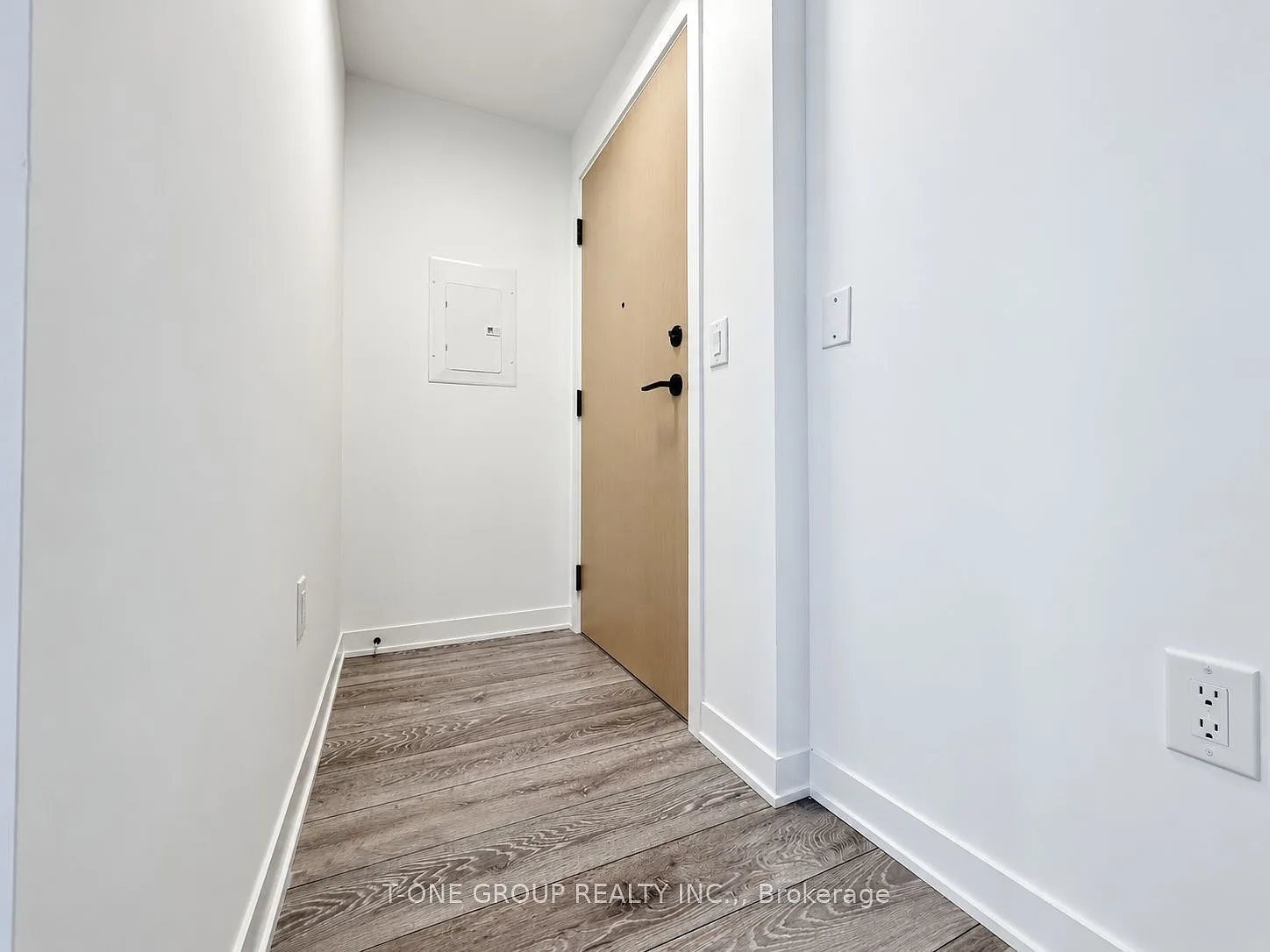 Studio, $1,850 — Photo 2