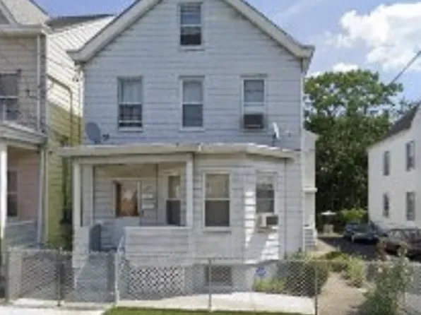 79 Nagle St, Paterson City, NJ 07501