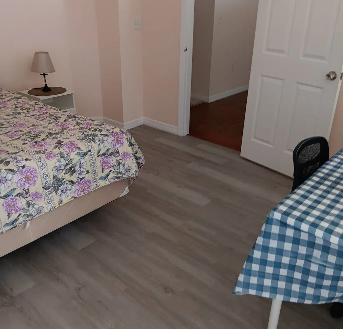 4 bed, 2015 sqft, $750 — Photo 4