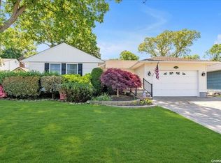 3826 Mill Rd, Seaford, NY 11783